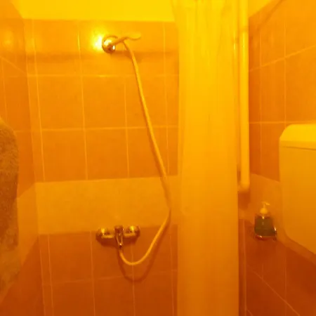 Ella Apartman *
