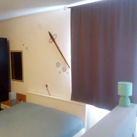 Apartman Ella *